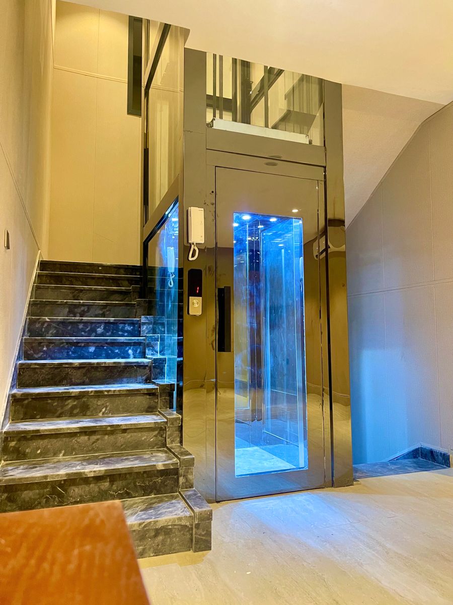Luxury Home Elevator designed and installed by Master Tech